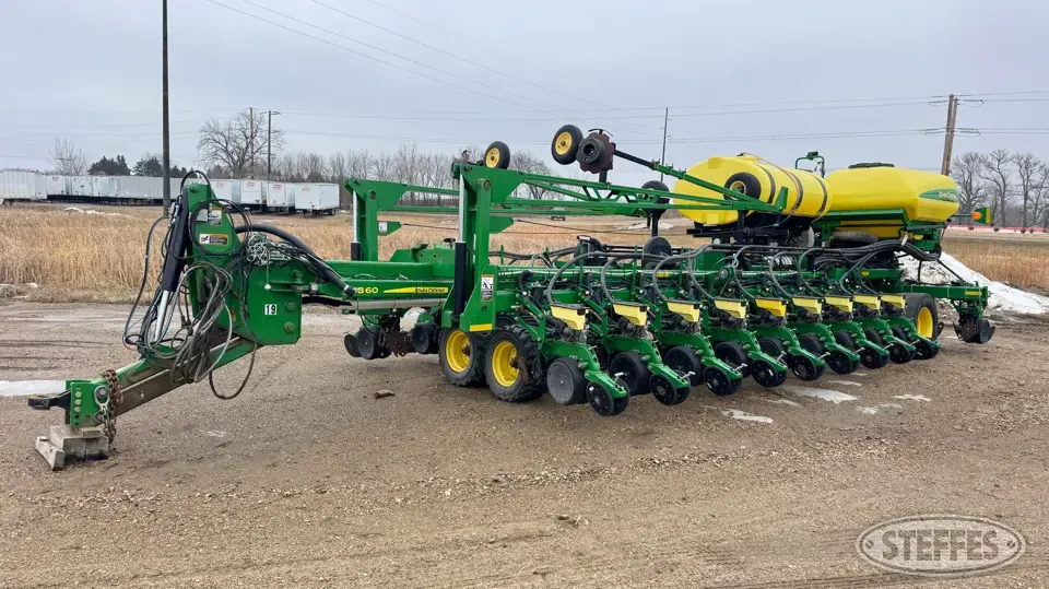 2015 John Deere DB60 12 or More Row Planter