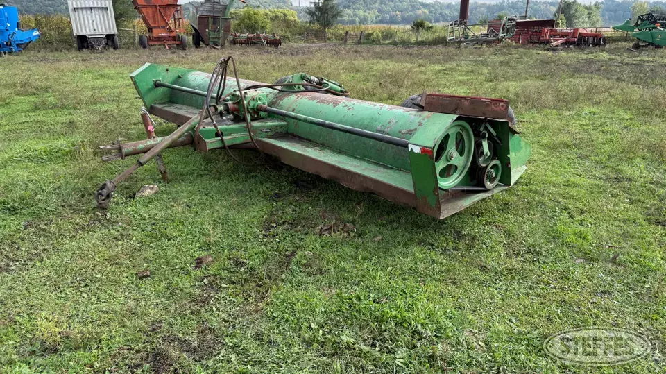 John Deere 27 Stalk Chopper