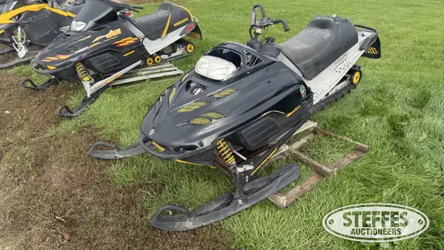 Ski-Doo Summit