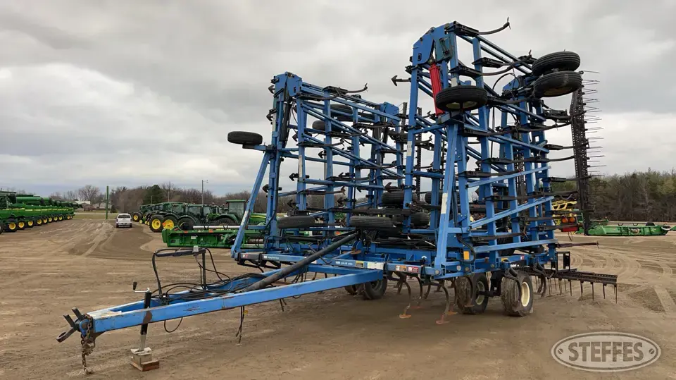 2006 New Holland ST250 Field Cultivator
