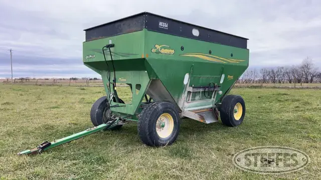 2001 Demco 650