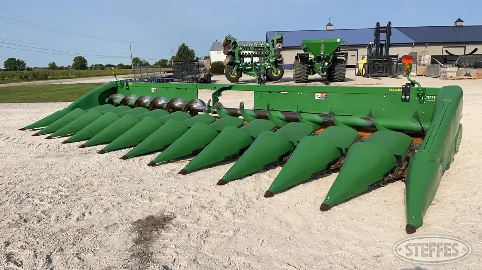 2014 John Deere 612C StalkMaster Corn Head