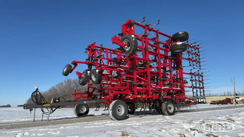 2023 Wil-Rich QX2 Field Cultivator