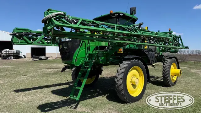 2015 John Deere R4038