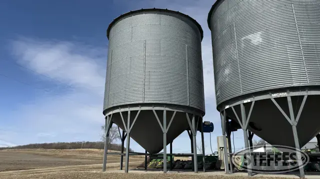 Sioux galvanized bin