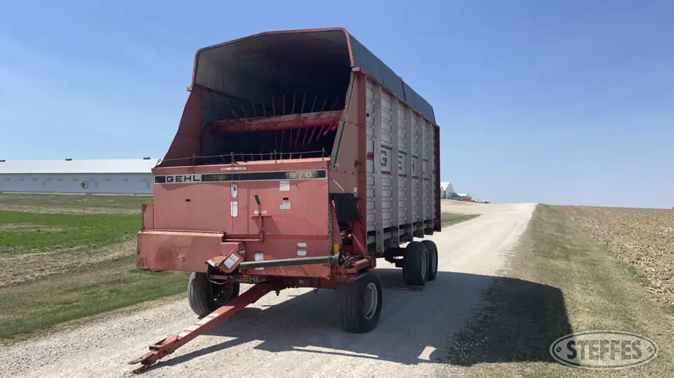 Gehl 970 Forage Wagon