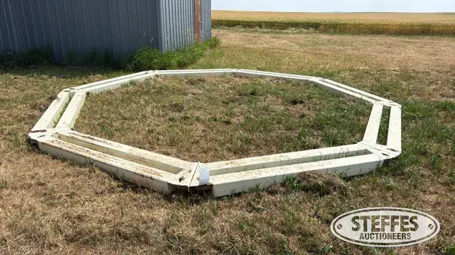 Hopper bin base