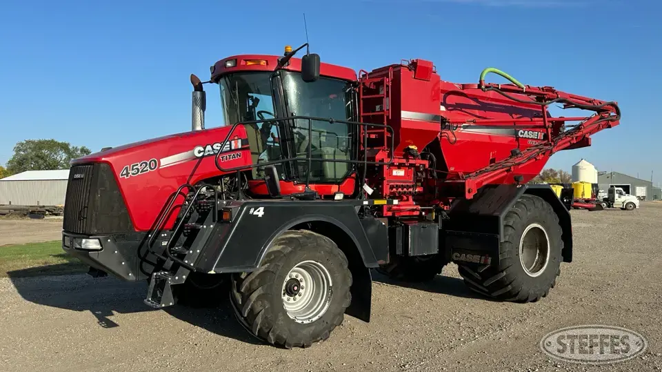 2010 Case IH Titan 4520 Self-Propelled Dry Applicators-Spreaders-Floater