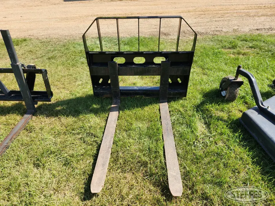 Legend Attachments Skid Steer Fork