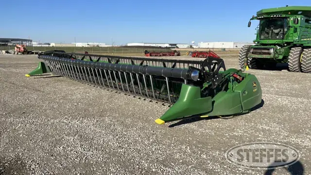 2015 John Deere 635F HydraFlex