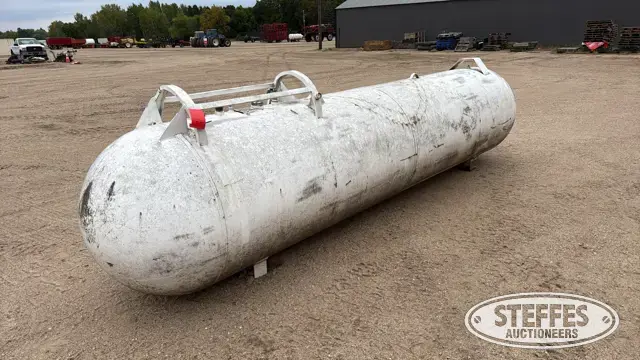 1,000 gal. LP tank
