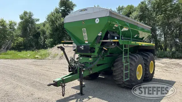 2009 John Deere DN345