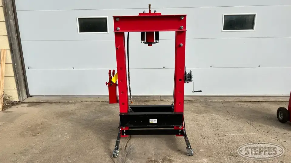 2013 Grizzly Power Tool