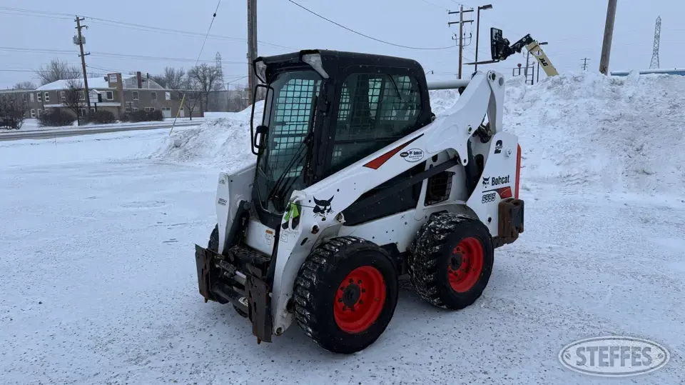 2019 Bobcat S595 Wheeled Skid Steer