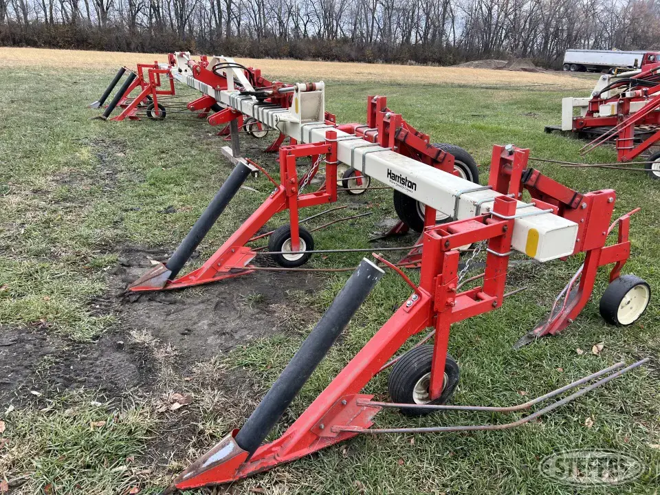 1996 Harriston Edible Bean Knifers and Rod Weeder
