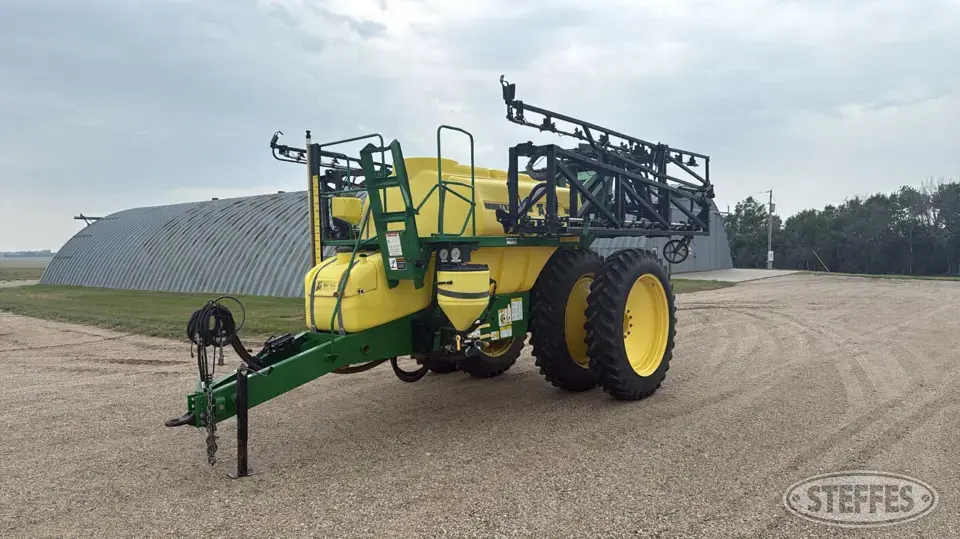 2005 Top Air TA1600 Pull-Type Sprayer