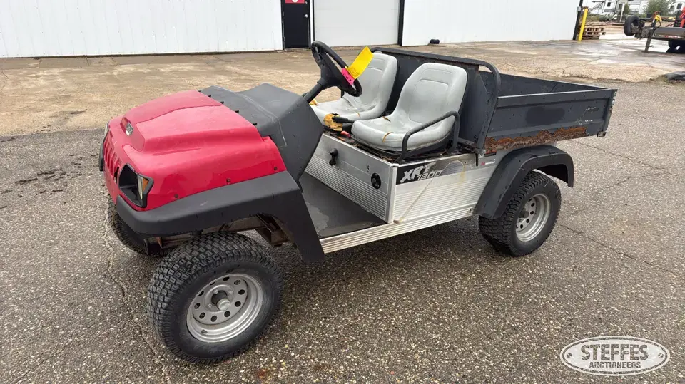 2005 Club Car XRT1200 Golf Cart