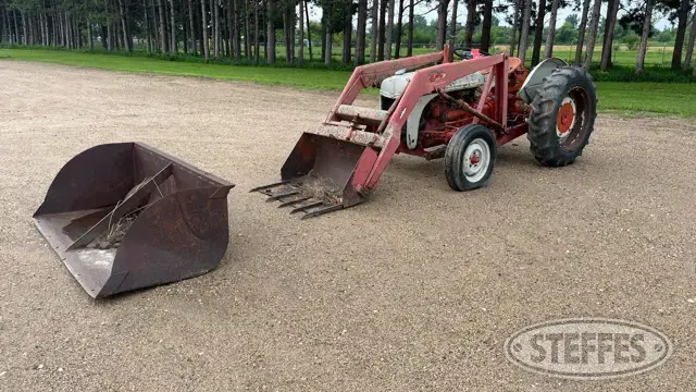 1942 Ford 9N