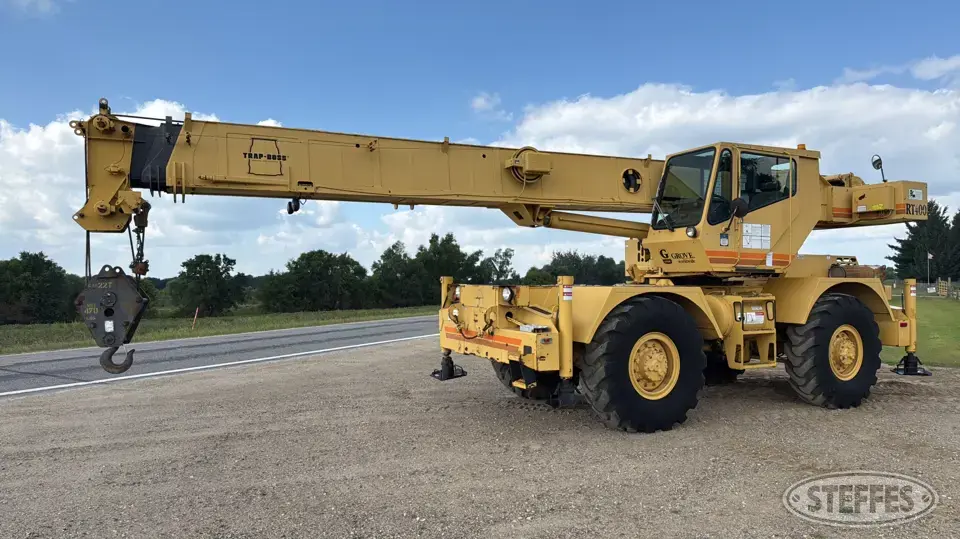 1996 Grove RT422 Rough Terrain Crane