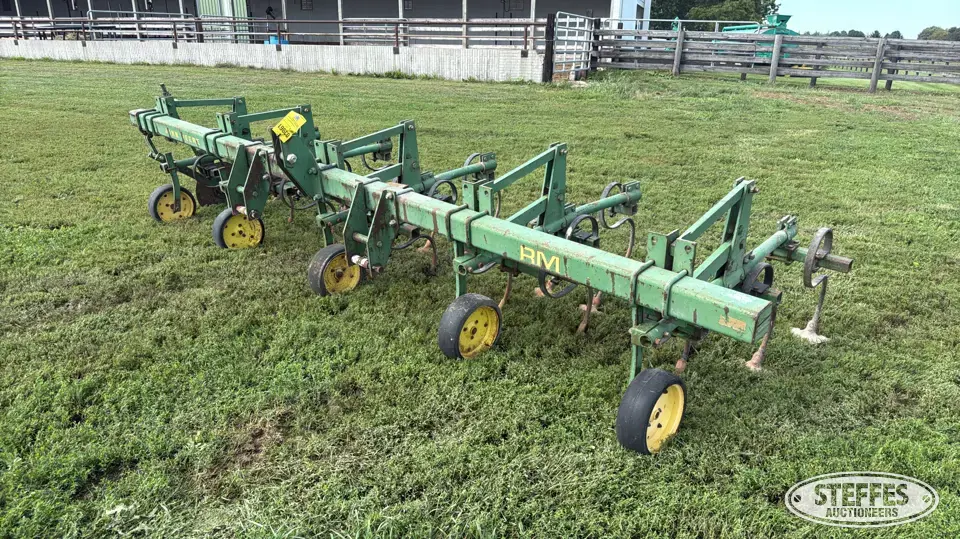John Deere ER014 Row Crop Cultivator