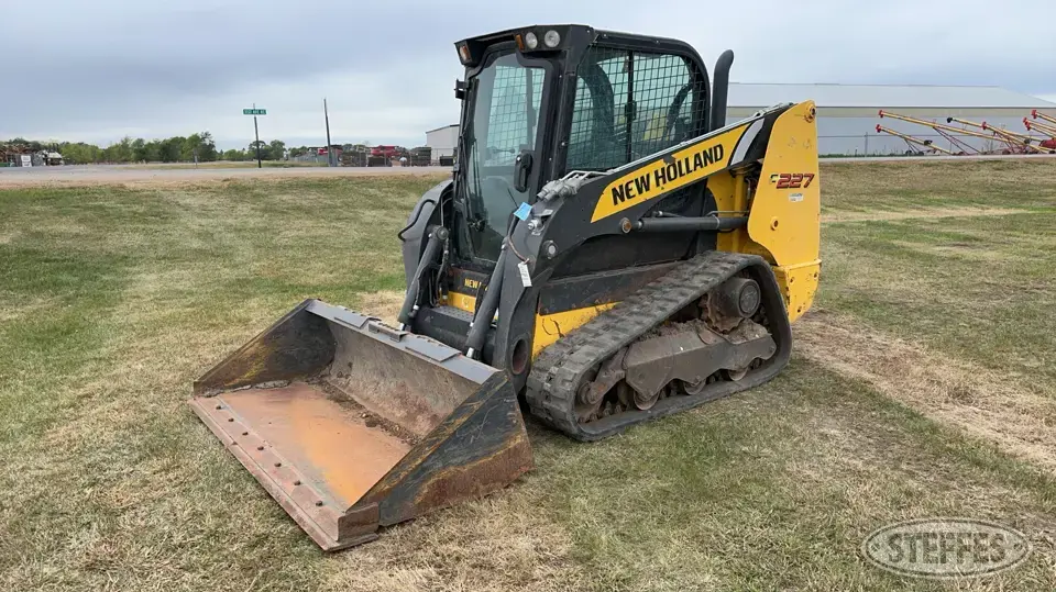 2019 New Holland C227 Tracked Skid Steer