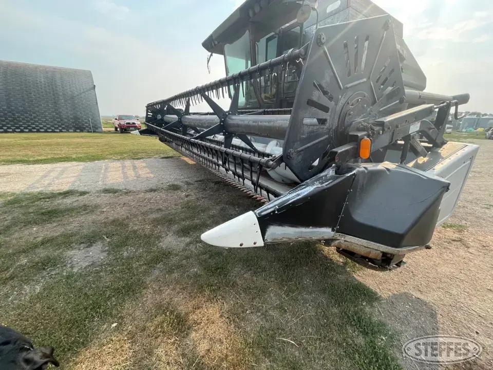 Gleaner 500 Flex Head