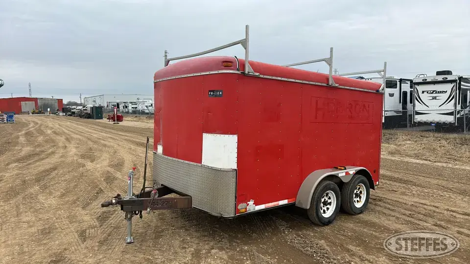 2002 United Express Line Enclosed Cargo Trailer