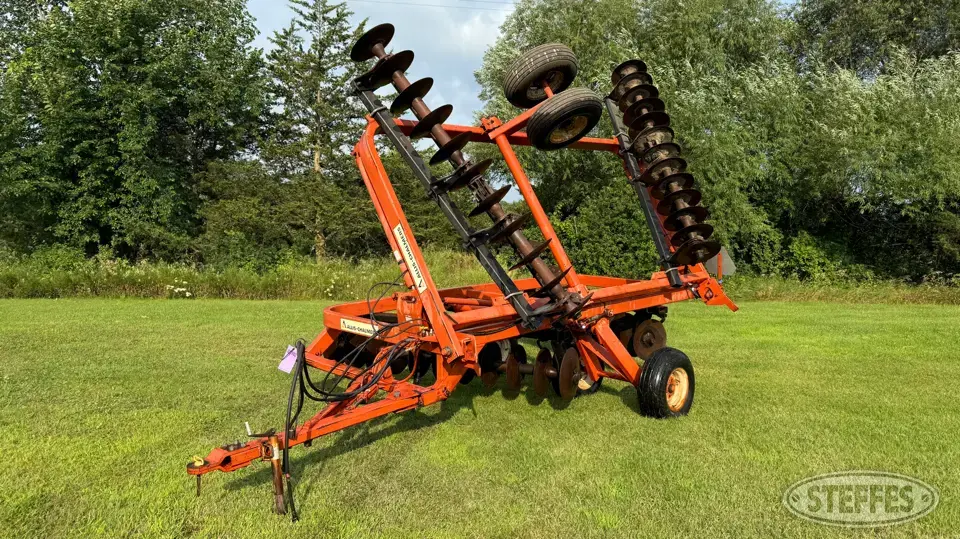 Allis-Chalmers 2600 Disc