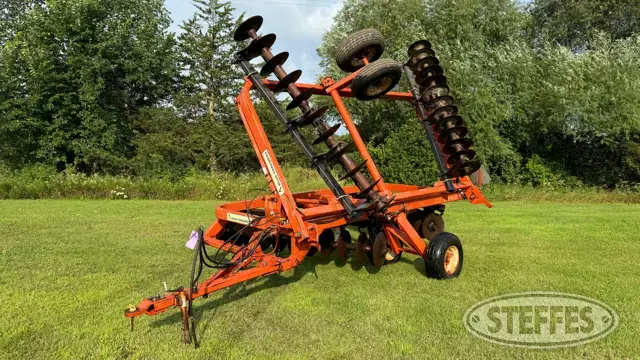 Allis-Chalmers 2600