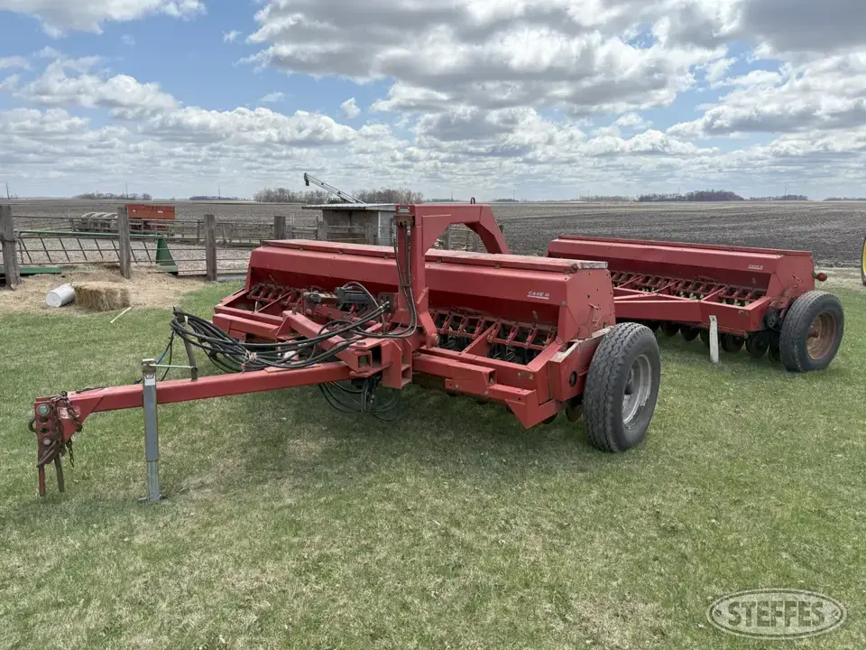 Case IH 5300 Press Drill