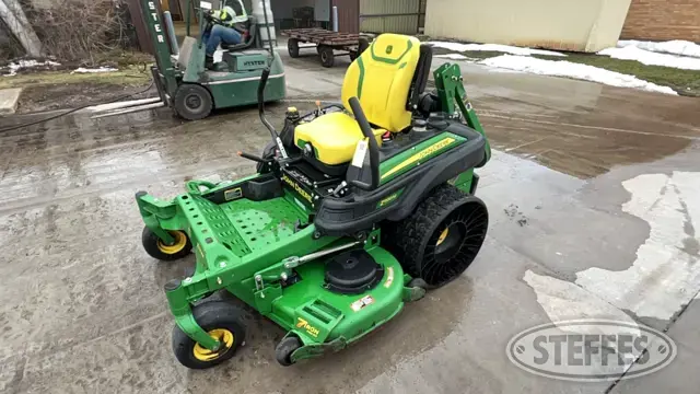 2016 John Deere Z930M