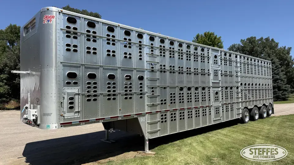 2018 Wilson PSDCL-402 Semi Livestock Trailer