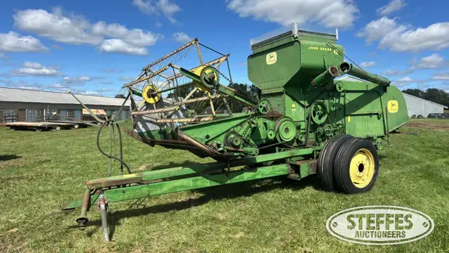 John Deere 42