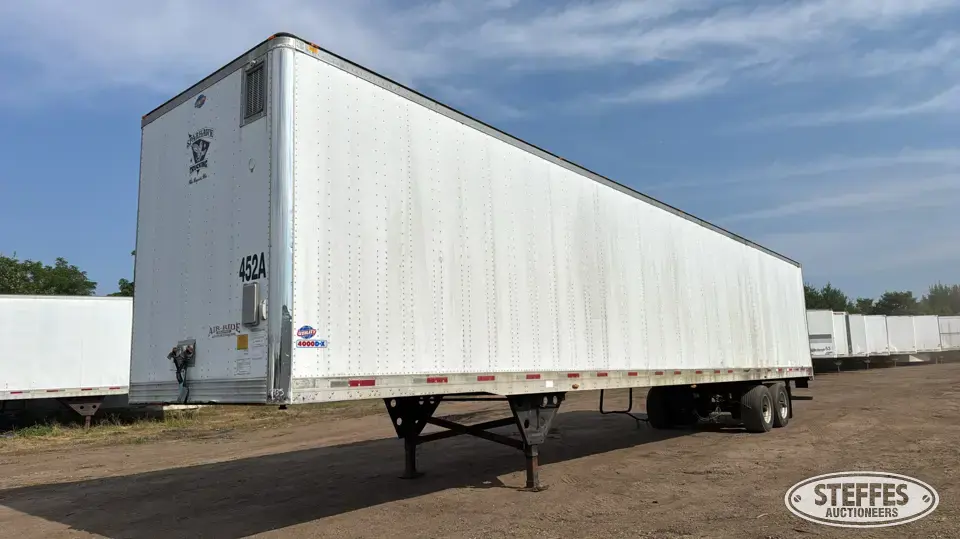 2007 Utility 4000DX Van Trailer