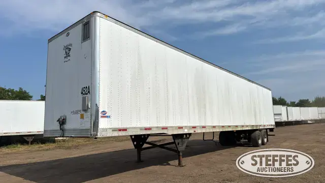 2007 Utility 4000DX