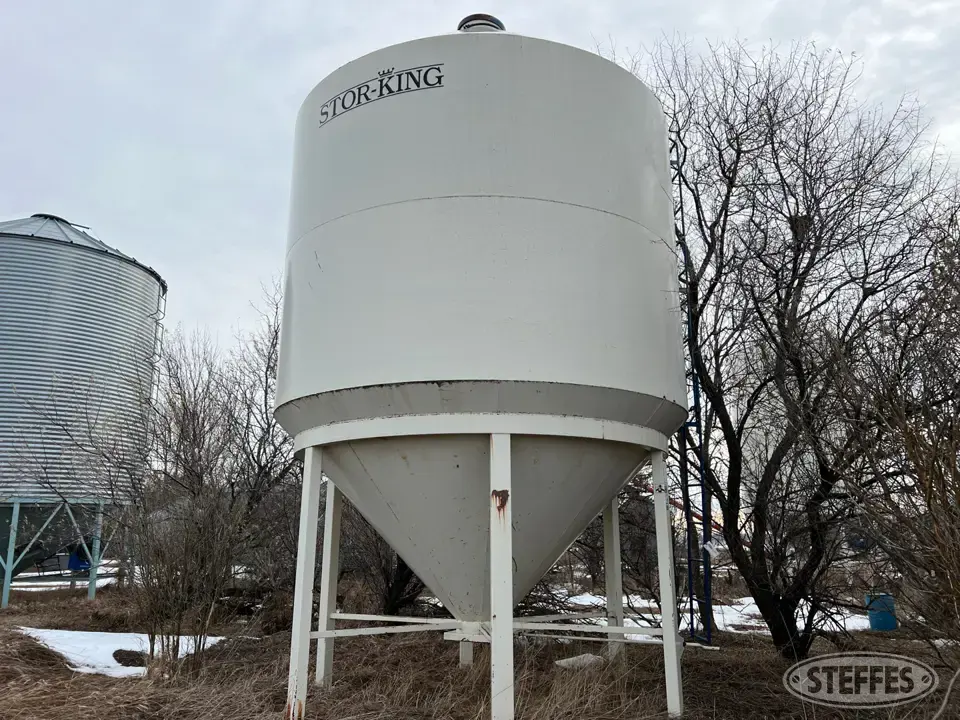 Meridian Stor-King Grain Bin