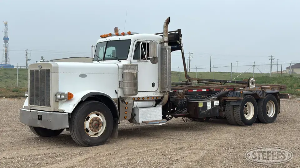 1997 Peterbilt 379 Specialty Truck