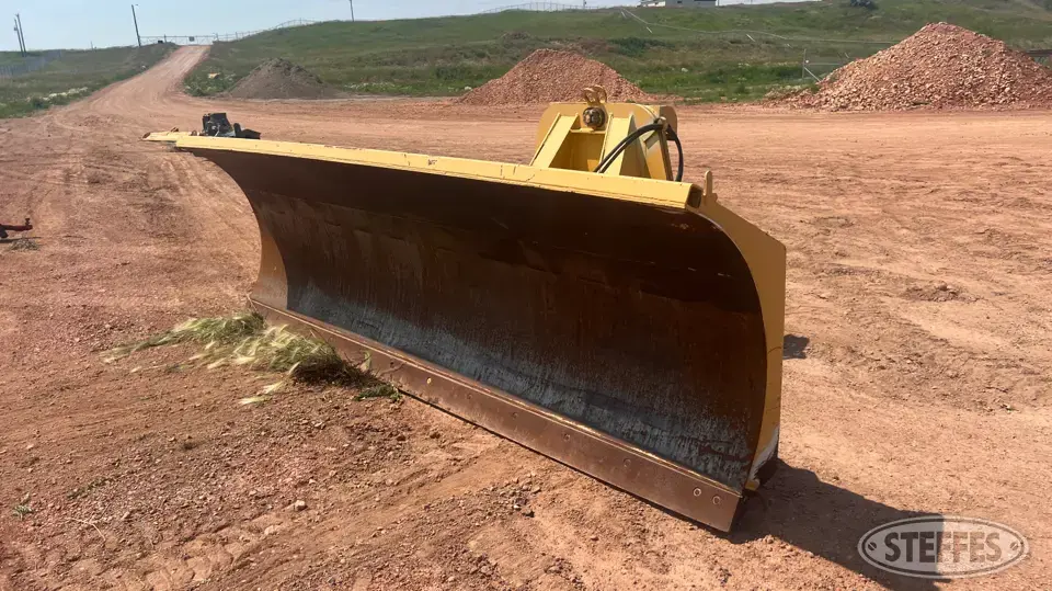 Falls HDR-12A Motor Grader