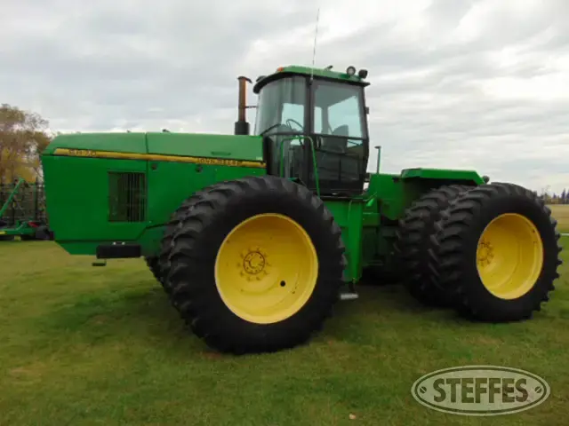 1995 John Deere 8870