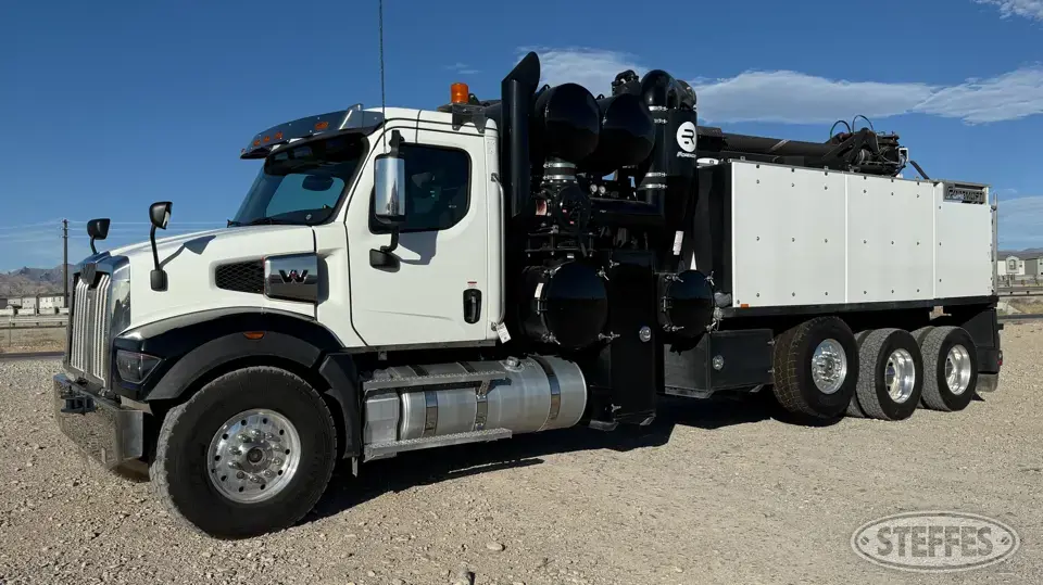 2024 Western Star 47X Hydrovac Truck