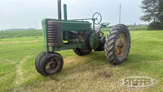 1943 John Deere A