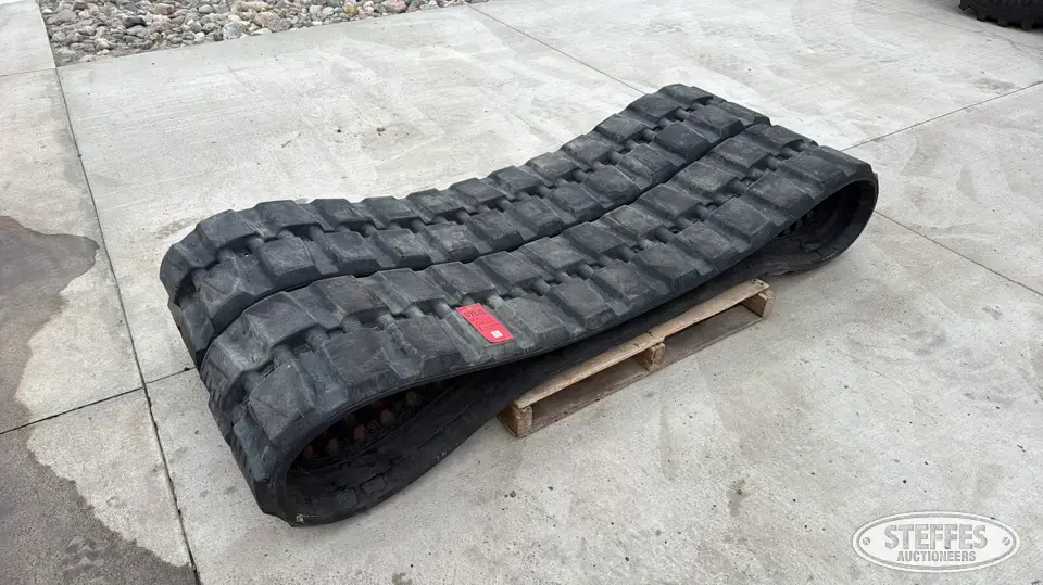 (2) Bridgestone 450x86x58 skid steer tracks