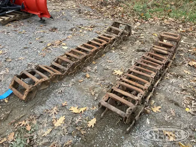Steel tracks