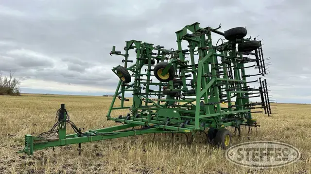 John Deere 985