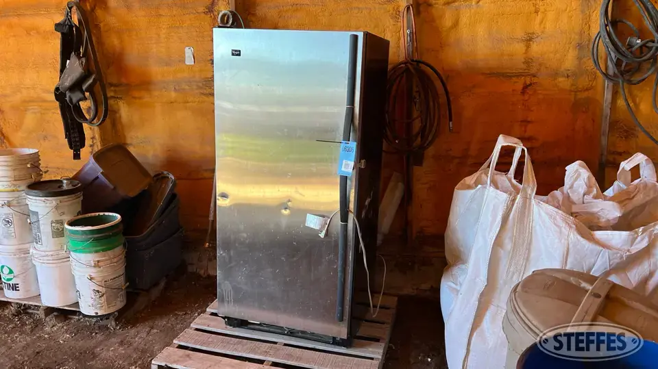 2004 Whirlpool Personal Property