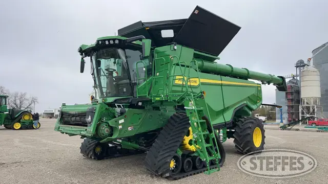 2023 John Deere X9 1100