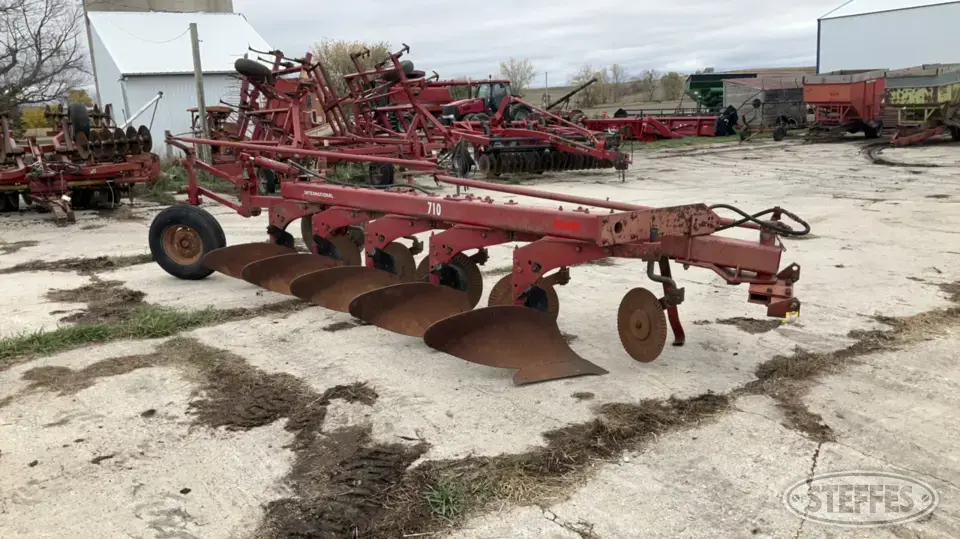 International 710 Plow