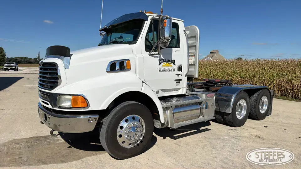 2006 Sterling AT9500 DS Conventional Truck without Sleeper