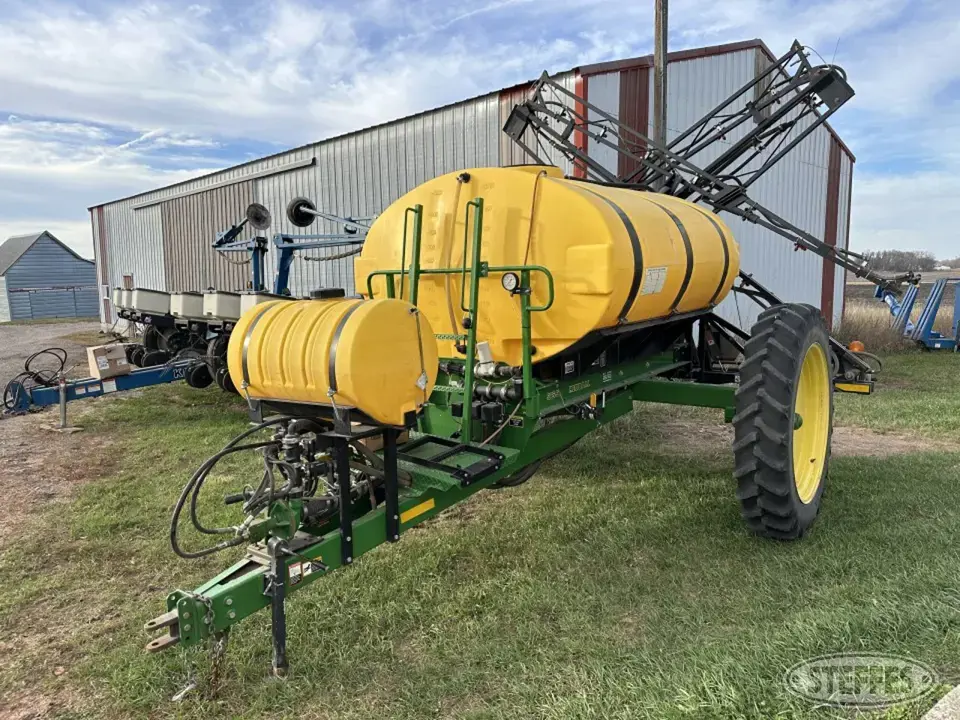 Redball Pull-Type Sprayer