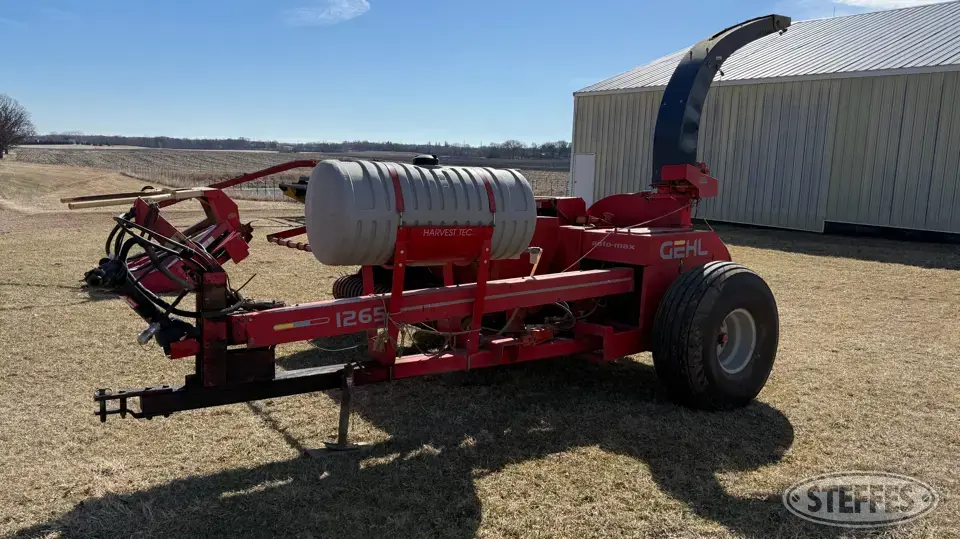 1993 Gehl 1265 Forage Processing